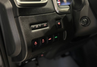 Подержанный автомобиль Nissan Murano Suv 2018 года (14 фото)