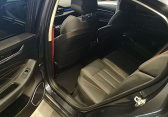 Подержанный автомобиль Omoda S5 GT 2023 года (12 фото)