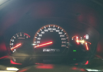 Подержанный автомобиль Honda Accord Sedan 2004 года (10 фото)