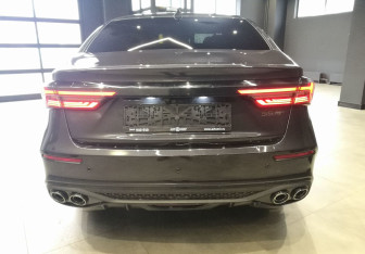 Подержанный автомобиль Omoda S5 GT 2023 года (5 фото)