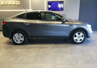 Подержанный автомобиль Renault Arkana 2019 года (7 фото)