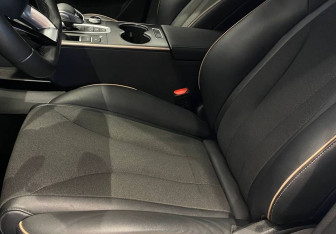 Подержанный автомобиль Omoda C5 2023 года (11 фото)