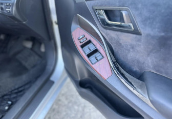Подержанный автомобиль Toyota Allion 2008 года (12 фото)