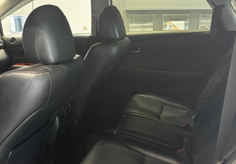 Подержанный автомобиль Lexus RX 2011 года (4 фото)