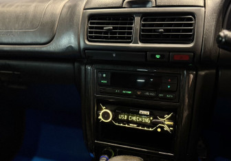 Подержанный автомобиль Subaru Forester Suv 2001 года (10 фото)
