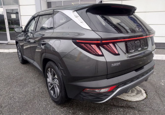 Подержанный автомобиль Hyundai Tucson 2022 года (11 фото)