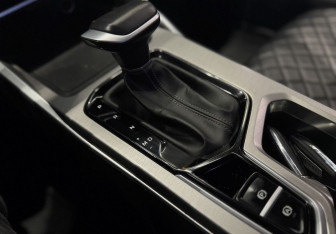 Подержанный автомобиль Geely Emgrand 2023 года (16 фото)