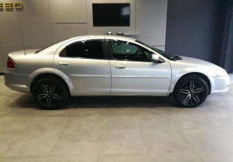 Подержанный автомобиль ГАЗ Volga Siber 2010 года (6 фото)