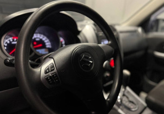 Подержанный автомобиль Suzuki Grand Vitara 2008 года (8 фото)