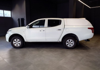 Подержанный автомобиль Fiat Fullback 2017 года (7 фото)