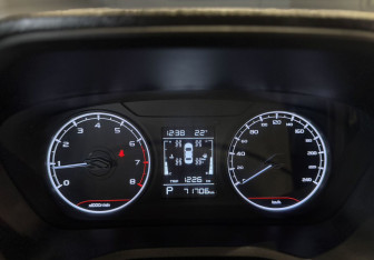 Подержанный автомобиль Geely Emgrand 2023 года (15 фото)