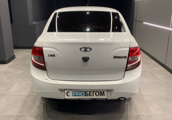 Подержанный автомобиль LADA (ВАЗ) Granta Sedan 2018 года (6 фото)