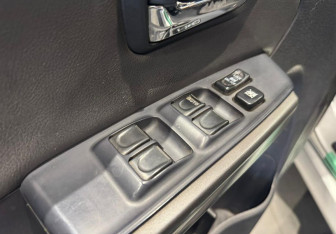 Подержанный автомобиль Great Wall Hover H3 2013 года (13 фото)