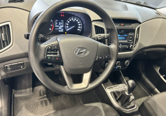 Подержанный автомобиль Hyundai Creta 2020 года (15 фото)