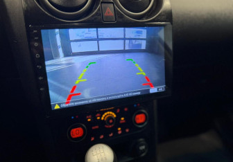 Подержанный автомобиль Nissan Qashqai 2011 года (11 фото)