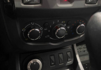 Подержанный автомобиль Renault Duster 2019 года (9 фото)