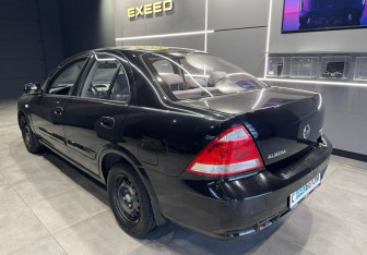 Подержанный автомобиль Nissan Almera Classic 2011 года (7 фото)