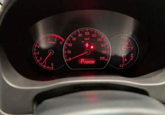 Подержанный автомобиль Suzuki SX4 Hatchback 2007 года (11 фото)