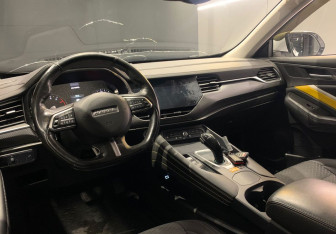 Подержанный автомобиль Haval F7x 2020 года (11 фото)