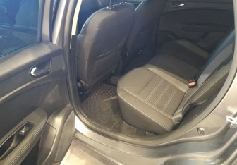 Подержанный автомобиль Renault Arkana 2019 года (13 фото)