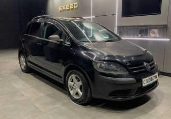 Подержанный автомобиль Volkswagen Golf Plus 2008 года (2 фото)