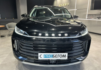 Подержанный автомобиль Exeed TXL 2023 года (3 фото)