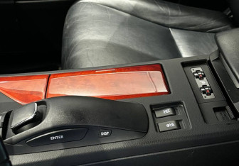 Подержанный автомобиль Lexus RX 2011 года (11 фото)