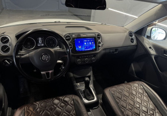 Подержанный автомобиль Volkswagen Tiguan 2016 года (8 фото)