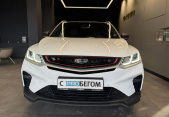 Подержанный автомобиль Geely Coolray 2023 года (3 фото)
