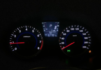 Подержанный автомобиль Hyundai Solaris Sedan 2012 года (8 фото)