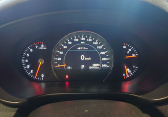 Подержанный автомобиль Kia Sorento 2018 года (4 фото)