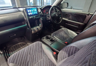 Подержанный автомобиль Honda CR-V 2002 года (11 фото)