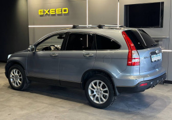 Подержанный автомобиль Honda CR-V 2008 года (5 фото)