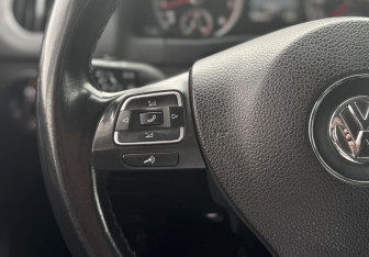 Подержанный автомобиль Volkswagen Tiguan 2012 года (15 фото)