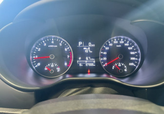 Подержанный автомобиль Kia Rio Sedan 2019 года (13 фото)