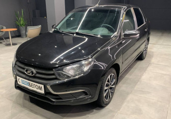Подержанный автомобиль LADA (ВАЗ) Granta Sedan 2021 года (4 фото)