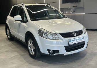 Подержанный автомобиль Suzuki SX4 Hatchback 2010 года (4 фото)
