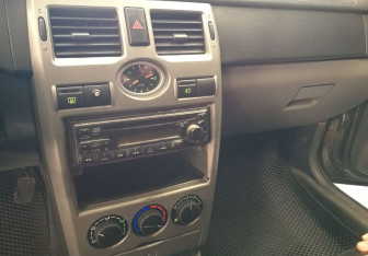 Подержанный автомобиль LADA (ВАЗ) Priora Wagon 2010 года (13 фото)