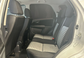 Подержанный автомобиль Suzuki SX4 Hatchback 2010 года (11 фото)