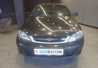 Подержанный автомобиль Chevrolet Lacetti Hatchback 2012 года (3 фото)