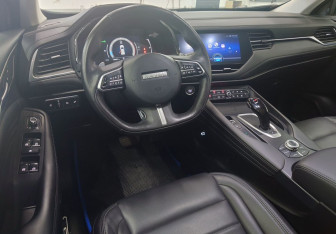 Подержанный автомобиль Haval F7 2021 года (24 фото)