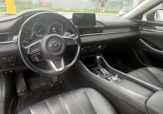 Подержанный автомобиль Mazda 6 Sedan 2022 года (22 фото)