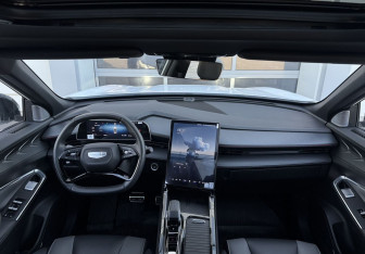 Подержанный автомобиль Geely Cityray 2024 года (21 фото)