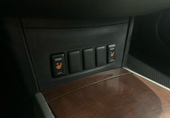 Подержанный автомобиль Nissan Teana 2007 года (9 фото)