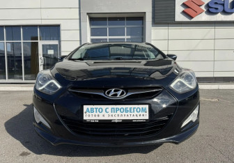 Подержанный автомобиль Hyundai i40 Sedan 2014 года (6 фото)
