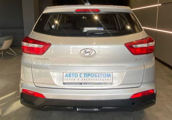 Подержанный автомобиль Hyundai Creta 2020 года (5 фото)
