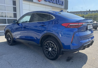 Подержанный автомобиль Haval F7x 2023 года (6 фото)