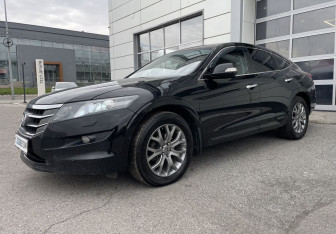 Подержанный автомобиль Honda Crosstour 2012 года (6 фото)