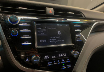 Подержанный автомобиль Toyota Camry Sedan 2020 года (11 фото)