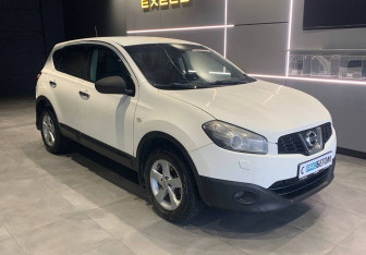 Подержанный автомобиль Nissan Qashqai 2011 года (2 фото)